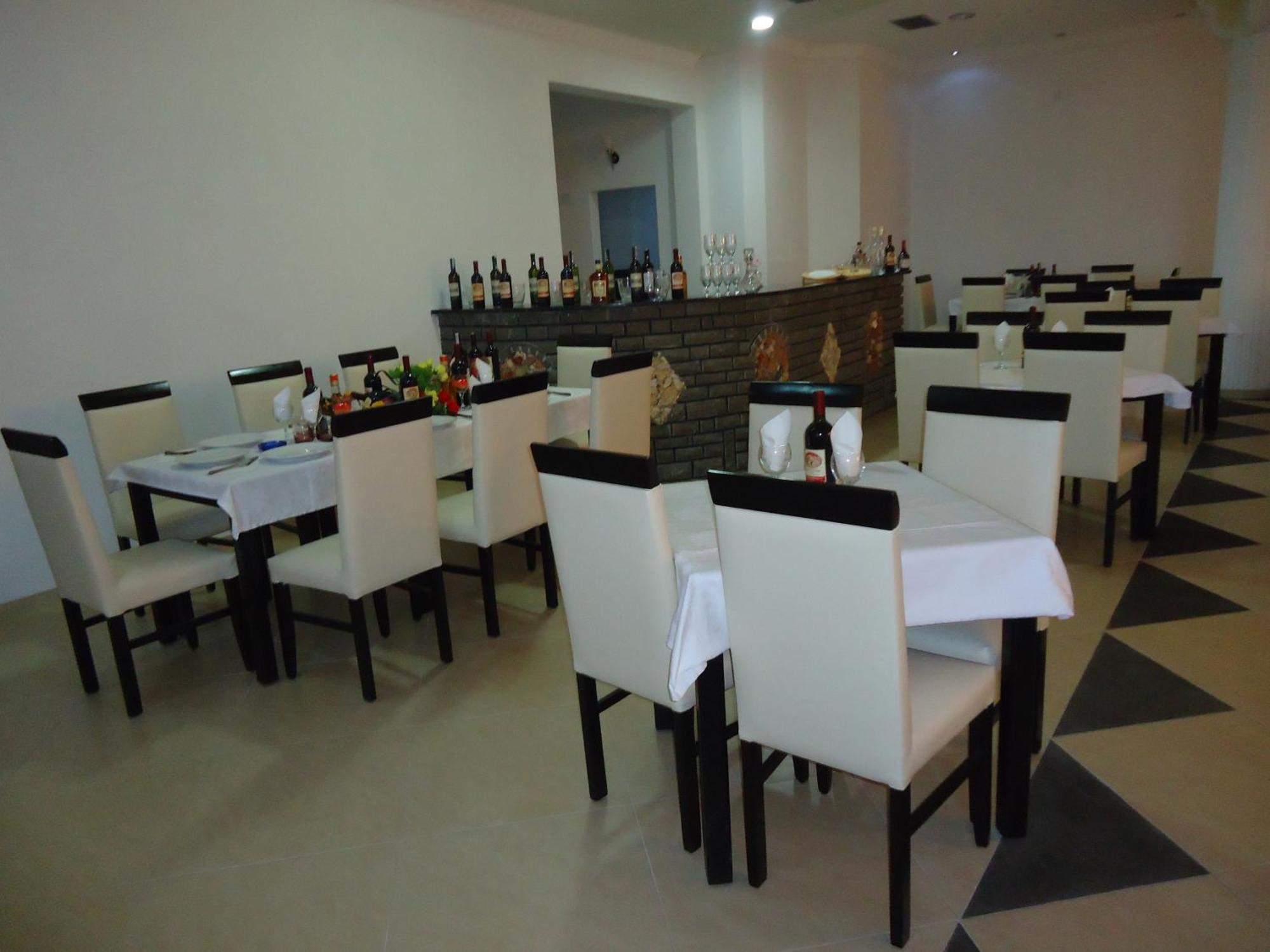Hotel Albatros Prizren Buitenkant foto