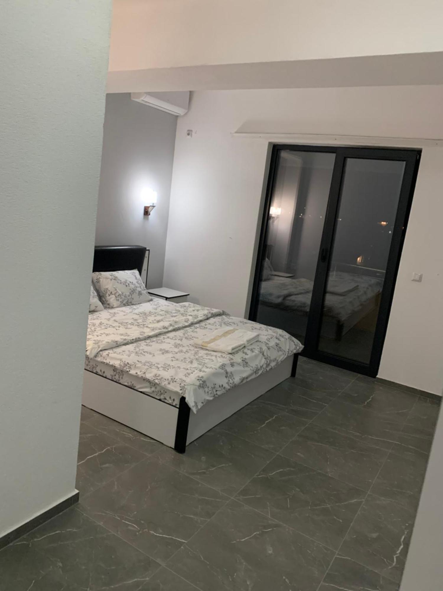 Hotel Albatros Prizren Buitenkant foto