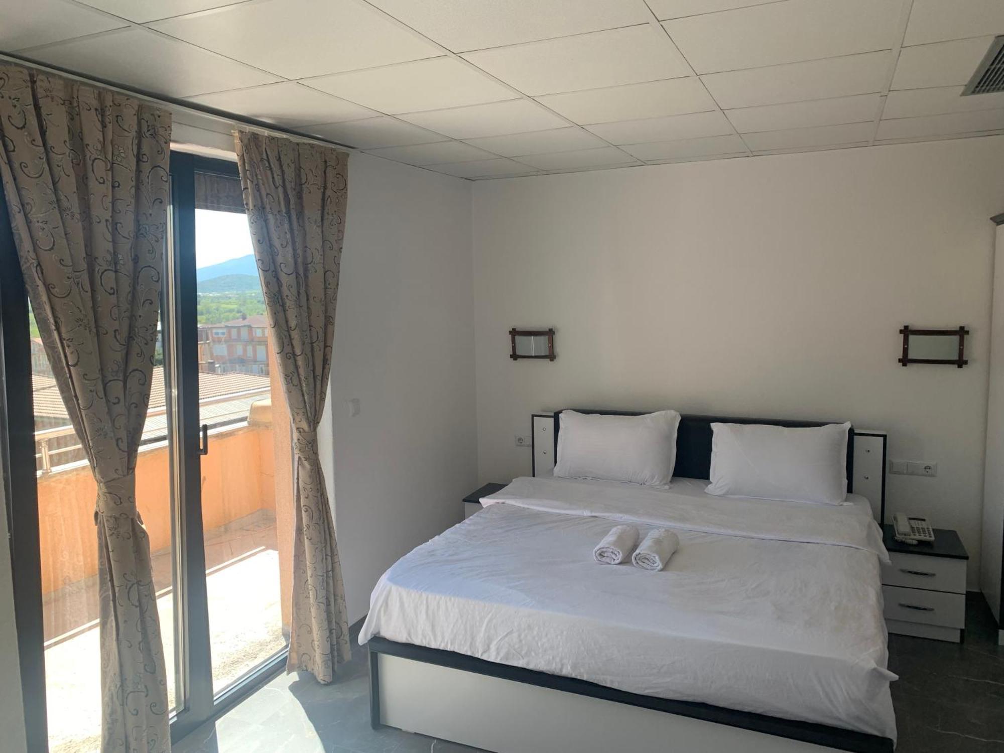 Hotel Albatros Prizren Buitenkant foto