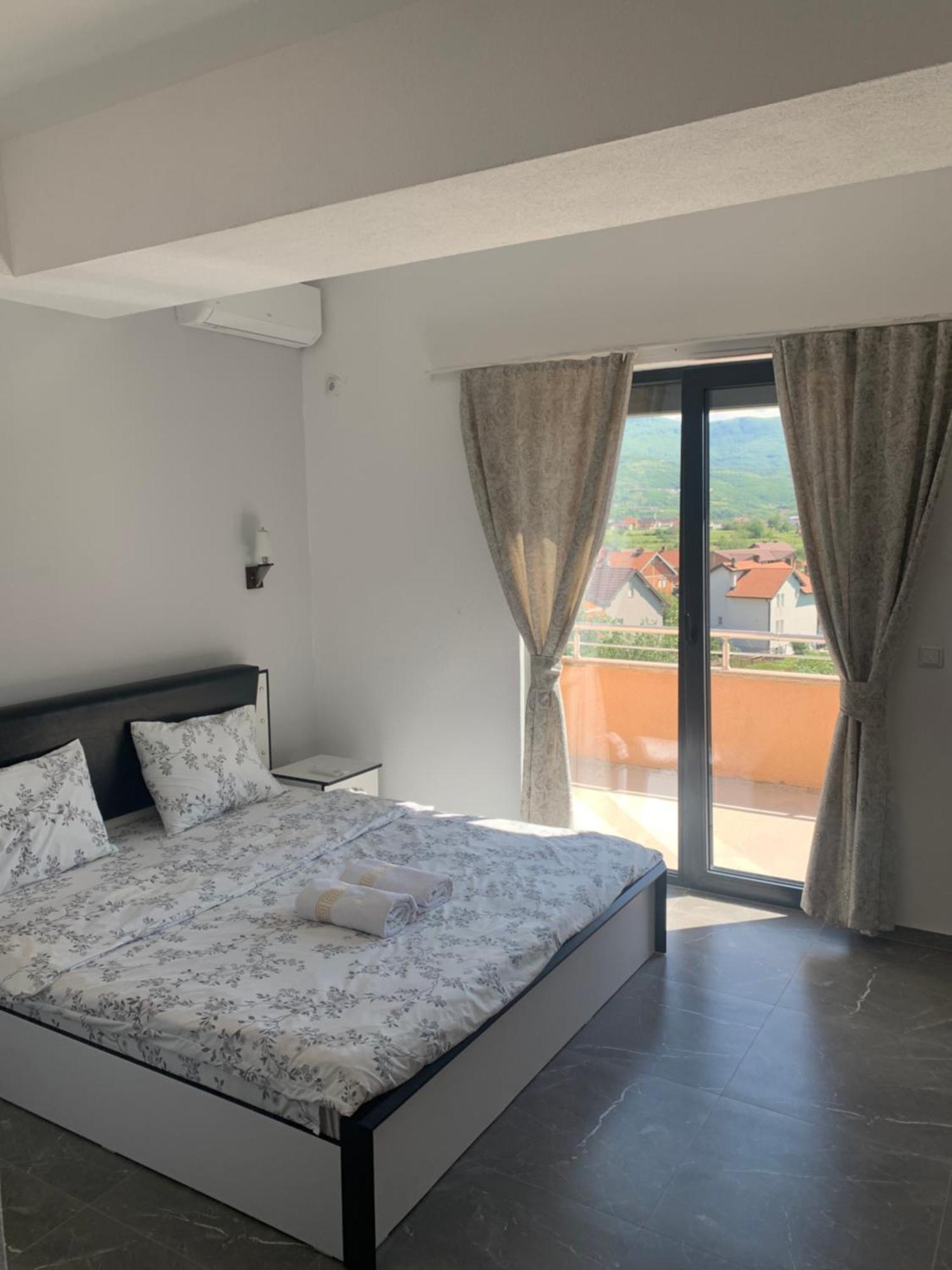 Hotel Albatros Prizren Buitenkant foto