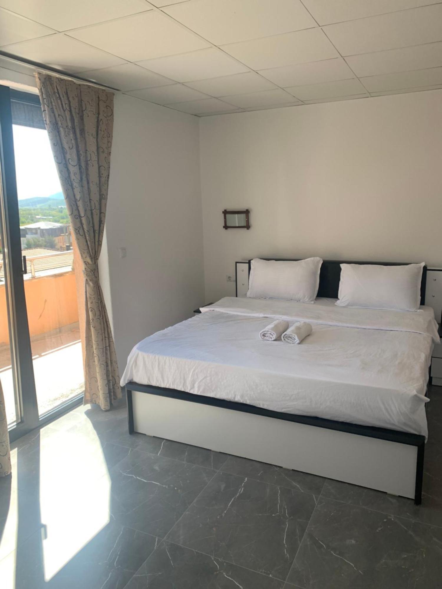 Hotel Albatros Prizren Buitenkant foto